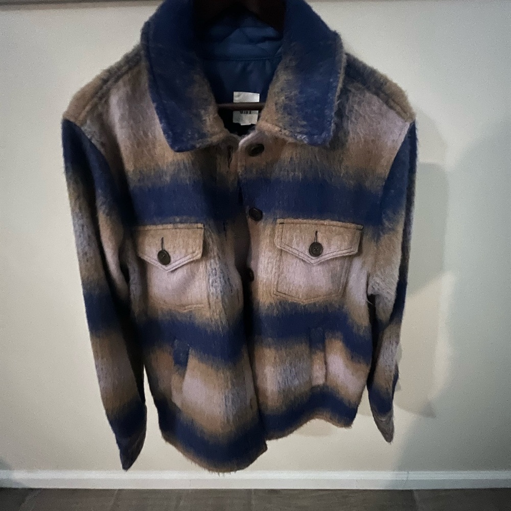 Women’s Gap Button Down Jacket! - image 3